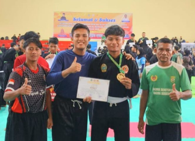 
					Raih Juara I, Azkyal Fikri Harumkan Nama Madina di Kejurda Pencak Silat dan Siap Menuju Nasional
