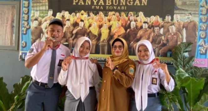 
					Tiga Siswa SMA 3 Panyabungan Harumkan Nama Madina di Kejuaraan Pencak Silat Internasional