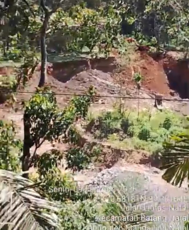 
					Tambang Emas Ilegal Batang Natal Kembali Beroperasi, Kapolres Harus Bertindak