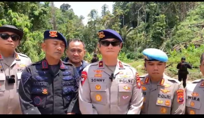 
					Tambang Emas Ilegal di Tapsel – Madina Beromzet Rp 600 Juta Perhari