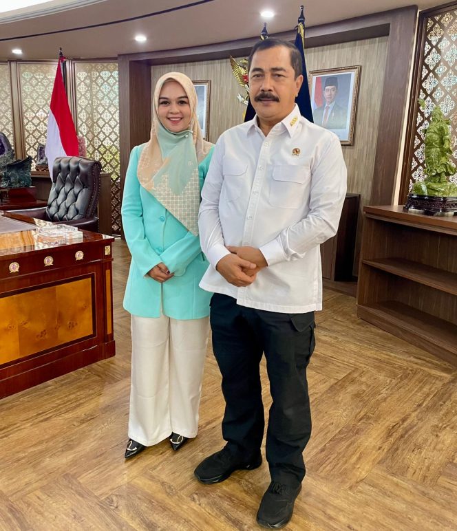 
					Anggi Kunjungi Menteri Imipas RI Jendral Pol ( Purn ) Agus Andrianto Untuk Silaturahmi.