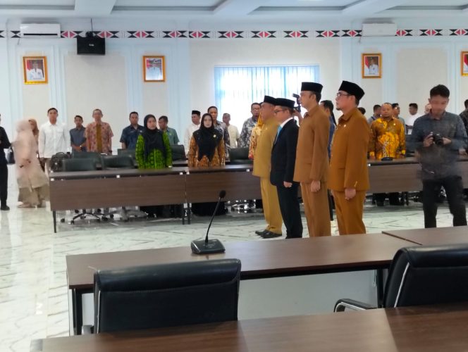 
					Sekwan DPRD Madina Dilantik Jabat Sekretaris Daerah Madina Gantikan Sahnan Pasaribu