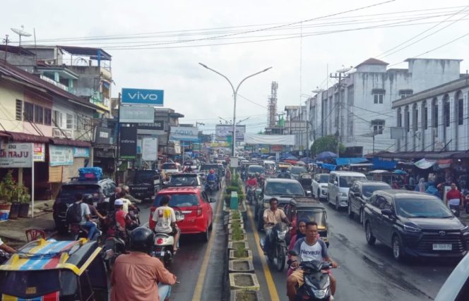 
					Arus Mudik Madina Mulai Meningkat, Jumlah Kendaraan Perlahan Bertambah