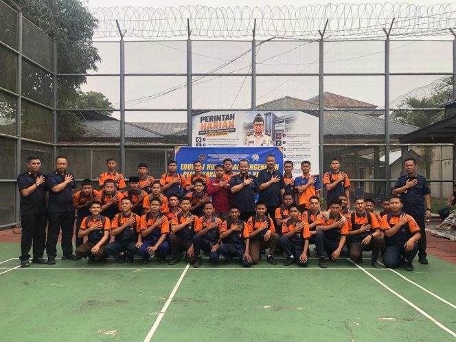 
					EDUKASI HUKUM BAGI PELAJAR, KALAPAS BANGKINANG AJAK GENERASI MUDA LINDUNGI MASA DEPAN